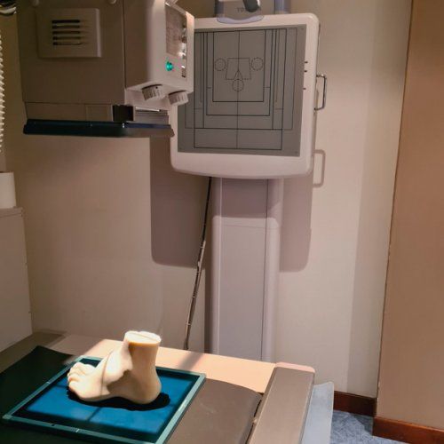 Radiografía y ecografía pie en Oviedo